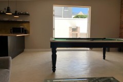 House 2 - Lounge view on Braai Courtyard
